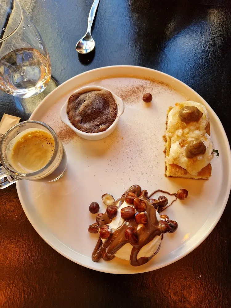 Café Gourmand Très Gourmand